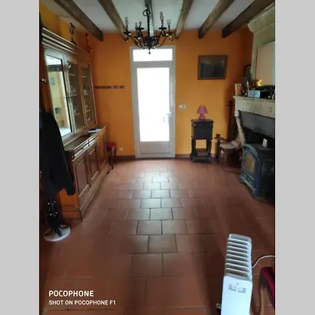 Villa Tizac-de-lapouyade, Piscine 35 Km De Bordeaux *