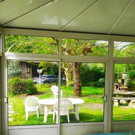 Tizac-de-lapouyade, Piscine 35 Km De Bordeaux Villa Tizac-de-Lapouyade